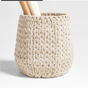 Crate & Barrel - Rulon White Medium Blanket Basket